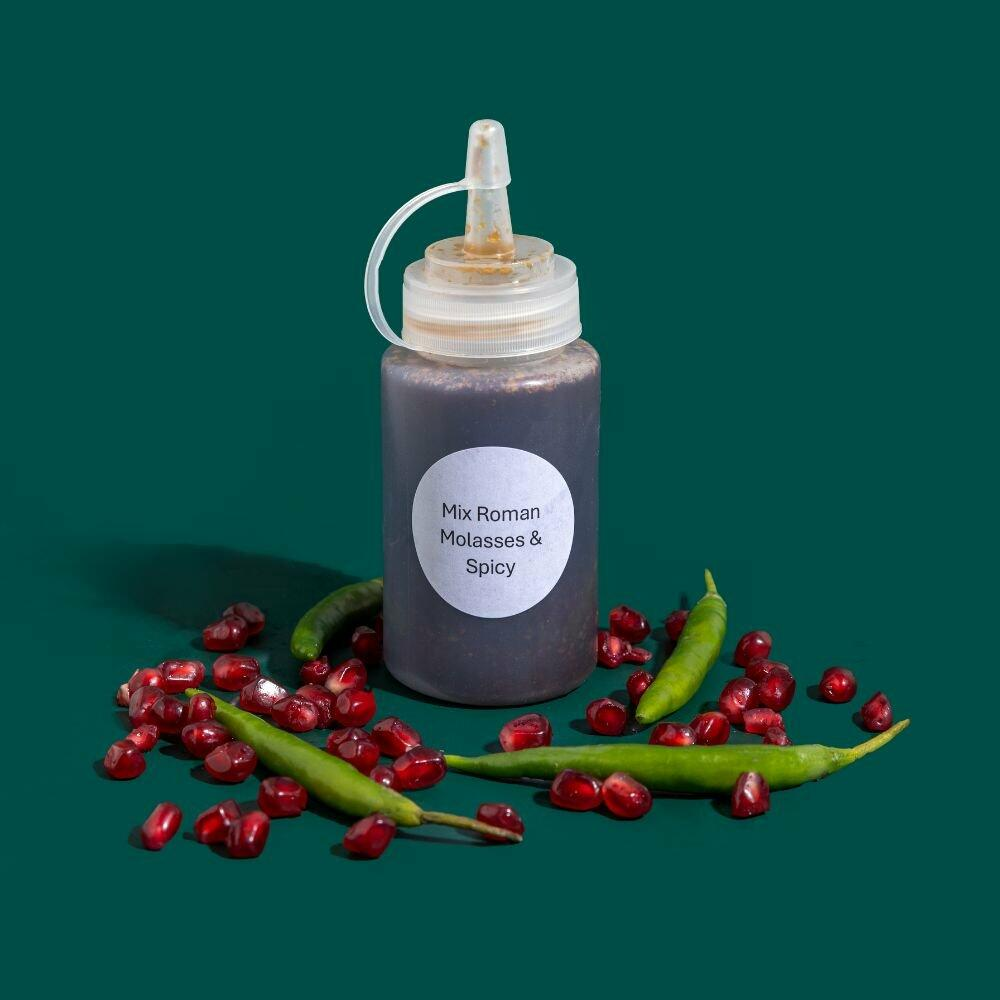 غرشة دبس الرمان والفلفل